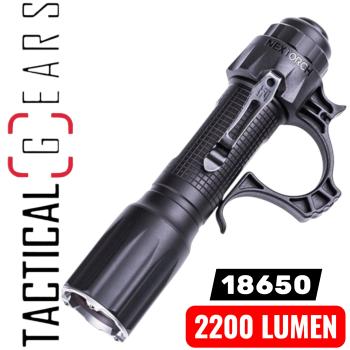 NEXTORCH TA30D 2200 LUMEN NEXT GENERATION TACTICAL LED FLASHLIGHT MIT LOCK-FUNKTION IM HECKSCHALTER, KOPF MIT NANO- KERAMIK GLASBRECHER und STROBOSKOPFUNKTION + FR-1 FÜHRUNGSRING